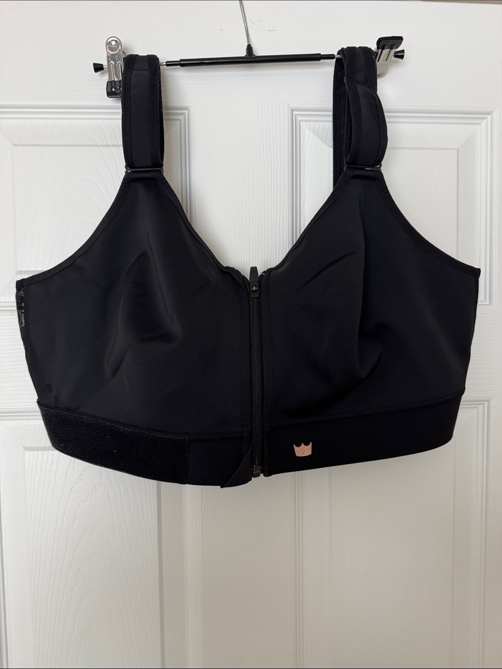 SHEFIT Front-Zip High-Support Sports Bra - Black